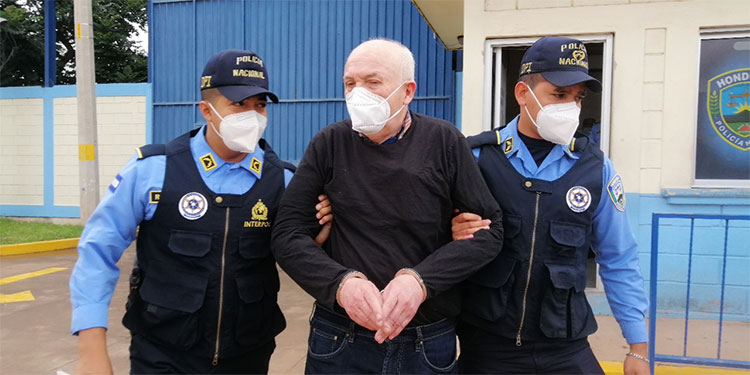 Principal sospechoso del caso Ciudad del Ángel es trasladado a los juzgados (Video)