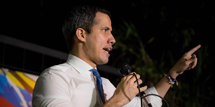 Recurren al Supremo venezolano contra la prórroga del Parlamento de Guaidó