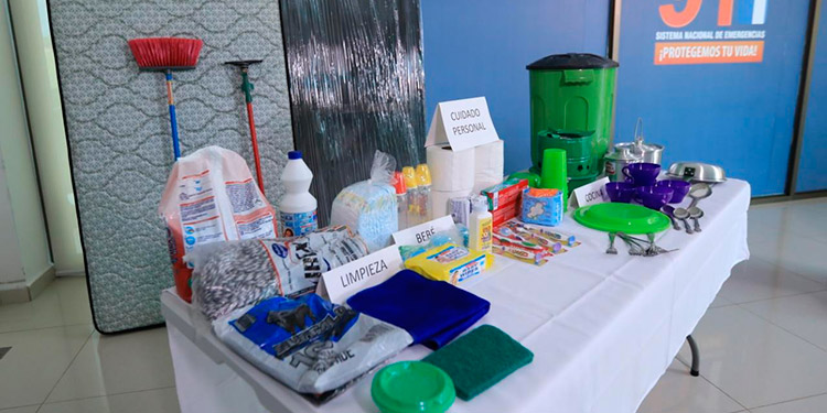 Gobierno comienza entrega de kits para el hogar a 60 mil familias afectadas por Eta e Iota