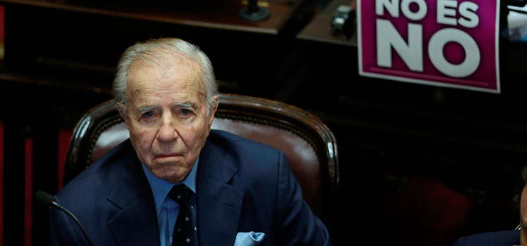 Expresidente argentino Menem en coma inducido tras sufrir un fallo renal