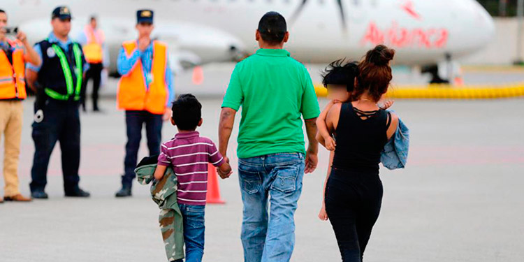 El flujo de migrantes y deportados crece en la mexicana Ciudad Juárez