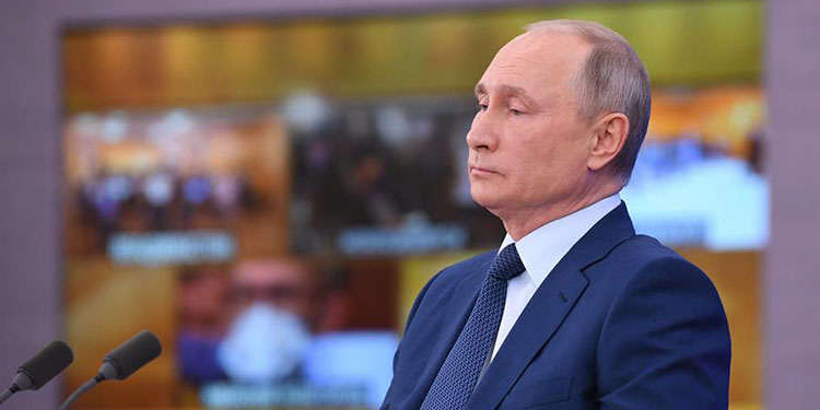 Putin no se vacuna y la mitad de los rusos también se niega, según sondeos