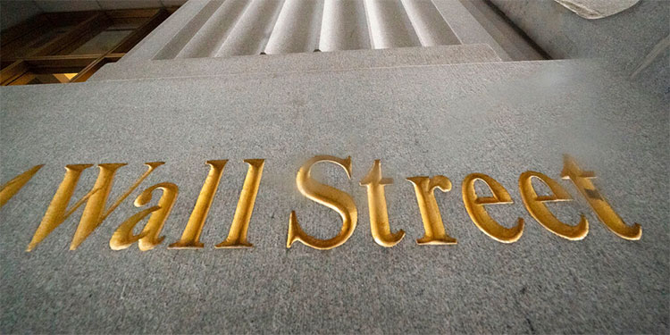 Wall Street avanza entre optimismo por vacunas