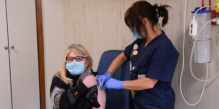 Italia contabiliza 14,245 nuevos contagios y 347 fallecidos por coronavirus