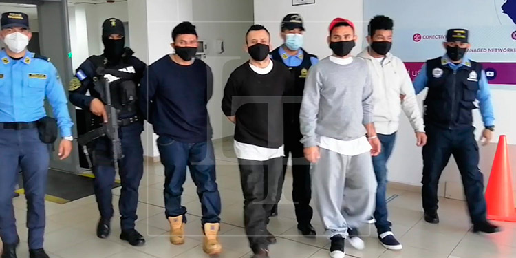 Capturan a 4 deportados de EEUU por tener ordenes de captura pendientes