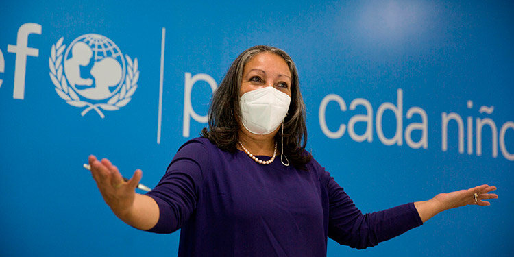 Directora regional de Unicef defiende la reapertura de las escuelas en Honduras