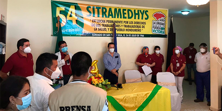 Sitramedhys anuncia que 10 mil empleados de salud obtendrán contrato permanente