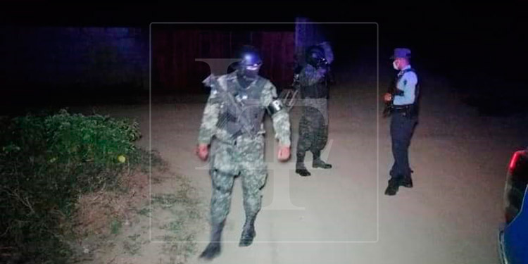 Tres personas muertas y dos heridas deja balacera en Villanueva, Cortés