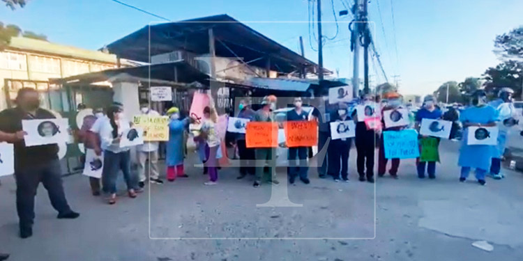 Continúan las protestas del personal médico en la zona norte