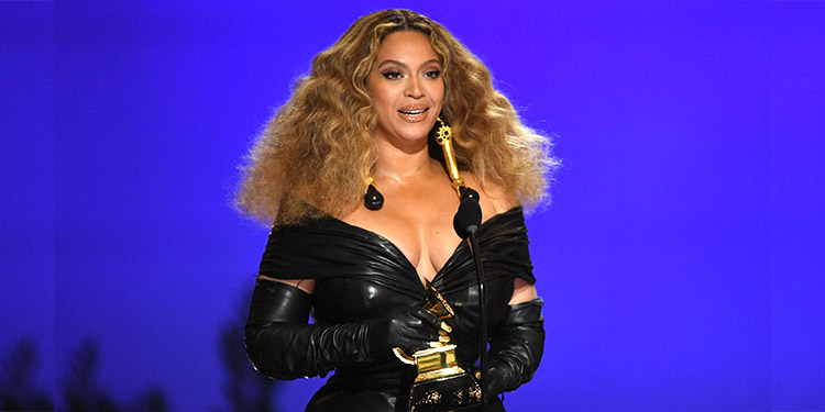 Beyonce hace historia, Taylor Swift triunfa y Megan Thee Stalion arrasa en los Grammy