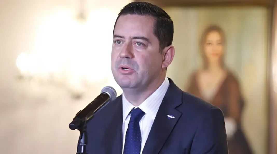 Ministro de Finanzas reporta deuda de L. 24,100 millones al asumir gestión