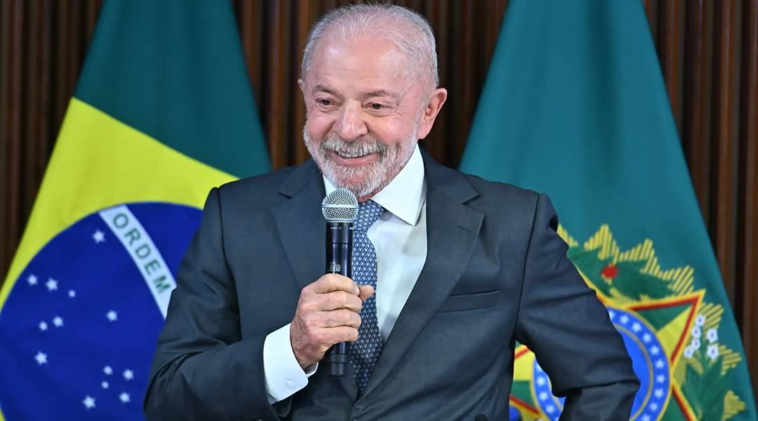Lula recomienda a Ancelotti convocar un "robot agresivo"