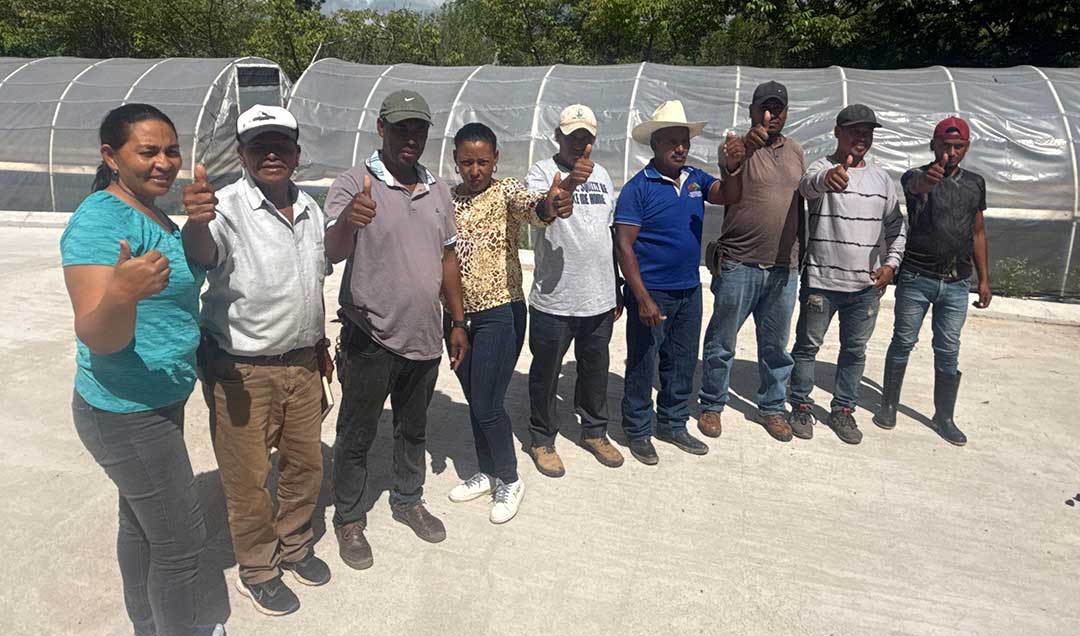 FUNDER y SENPRENDE impulsan la caficultura organizada y el desarrollo rural en Yoro